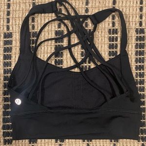 Lululemon Free to Be Bra